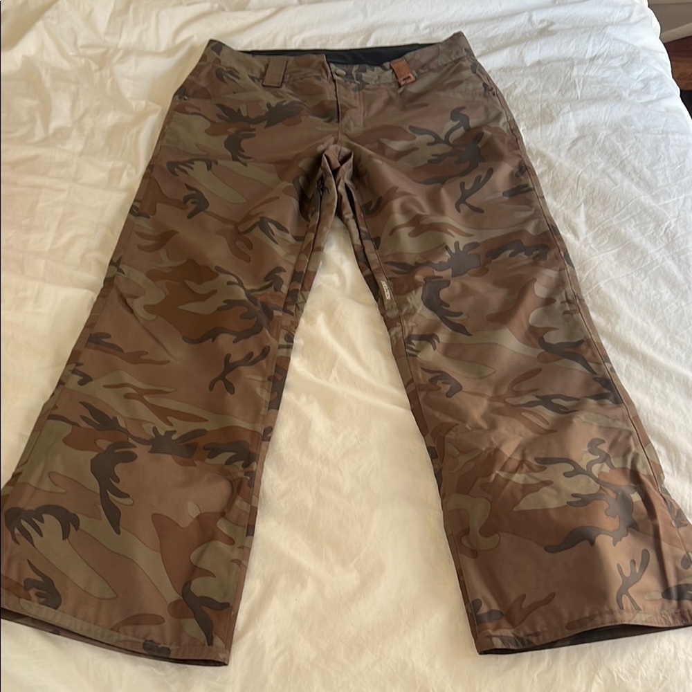 Holden Men's Camouflage Snowboard Pants
